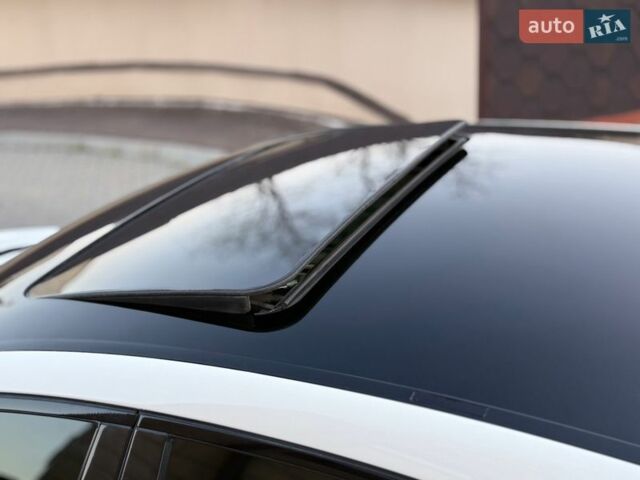 Белый Мерседес С Класс, объемом двигателя 3.5 л и пробегом 250 тыс. км за 10499 $, фото 48 на Automoto.ua