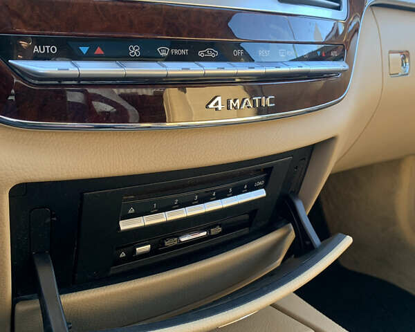 Белый Мерседес С Класс, объемом двигателя 5.5 л и пробегом 245 тыс. км за 15600 $, фото 73 на Automoto.ua