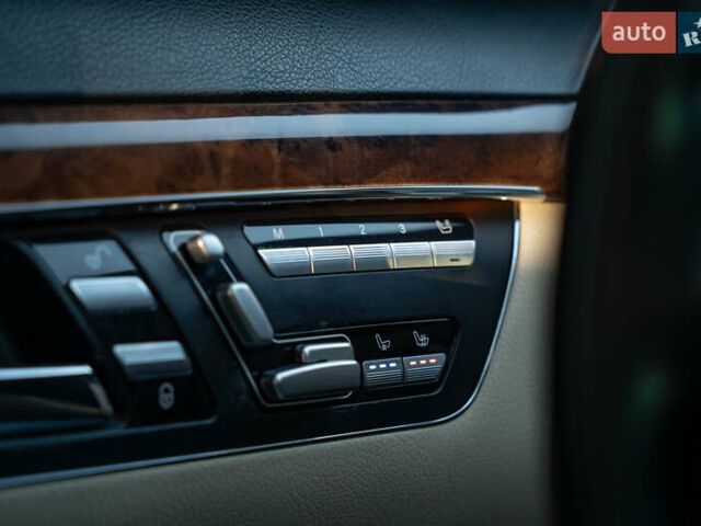 Мерседес С Класс 2007 в Черновцах на Automoto.ua Белый Мерседес С Класс, объемом двигателя 5.46 л и пробегом 186 тыс. км за 12900 $, фото 43 на Automoto.ua