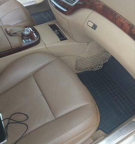 Белый Мерседес С Класс, объемом двигателя 5.51 л и пробегом 218 тыс. км за 12500 $, фото 40 на Automoto.ua