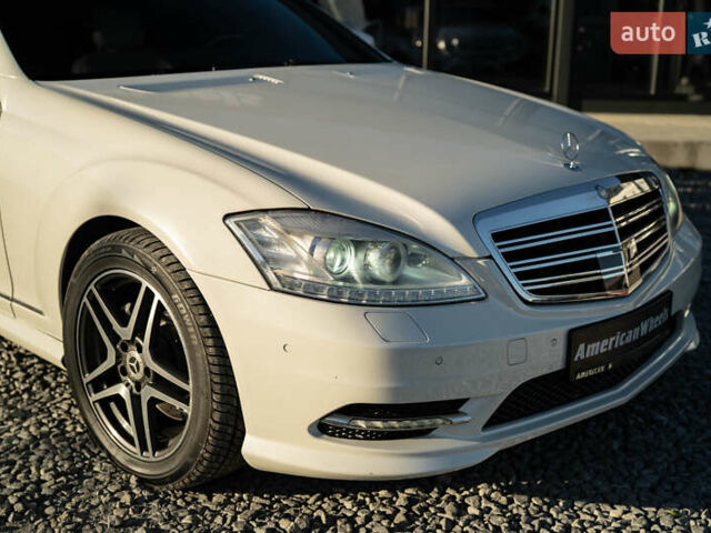 Мерседес С Класс 2007 в Черновцах на Automoto.ua Белый Мерседес С Класс, объемом двигателя 5.46 л и пробегом 186 тыс. км за 12900 $, фото 10 на Automoto.ua