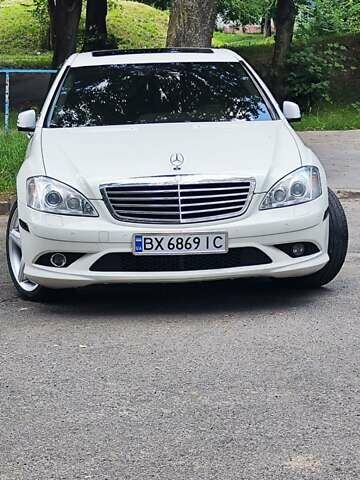 Белый Мерседес С Класс, объемом двигателя 5.51 л и пробегом 218 тыс. км за 12500 $, фото 27 на Automoto.ua