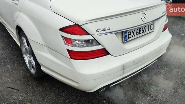 Белый Мерседес С Класс, объемом двигателя 5.51 л и пробегом 218 тыс. км за 12500 $, фото 19 на Automoto.ua