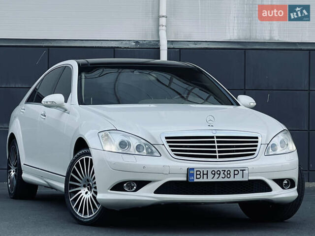 Білий Мерседес С Клас, об'ємом двигуна 5.5 л та пробігом 177 тис. км за 12900 $, фото 9 на Automoto.ua