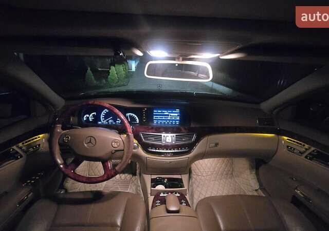 Белый Мерседес С Класс, объемом двигателя 5.5 л и пробегом 197 тыс. км за 15500 $, фото 7 на Automoto.ua