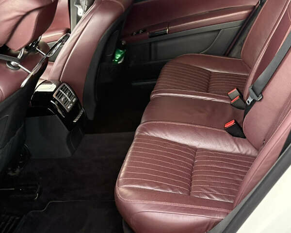 Білий Мерседес С Клас, об'ємом двигуна 5.46 л та пробігом 183 тис. км за 16900 $, фото 34 на Automoto.ua