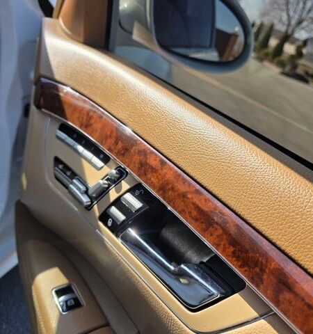 Білий Мерседес С Клас, об'ємом двигуна 5.5 л та пробігом 180 тис. км за 13999 $, фото 34 на Automoto.ua