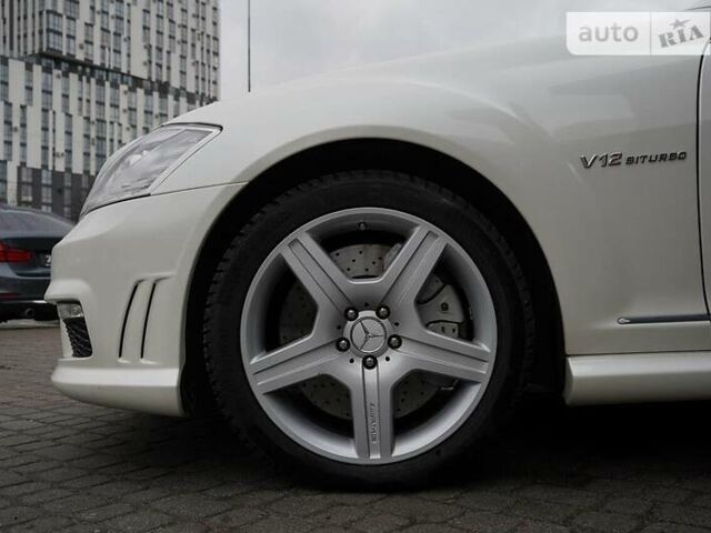 Белый Мерседес С Класс, объемом двигателя 6 л и пробегом 146 тыс. км за 25000 $, фото 8 на Automoto.ua