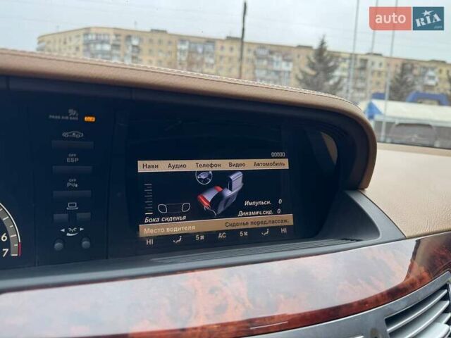 Белый Мерседес С Класс, объемом двигателя 5.5 л и пробегом 299 тыс. км за 9900 $, фото 28 на Automoto.ua