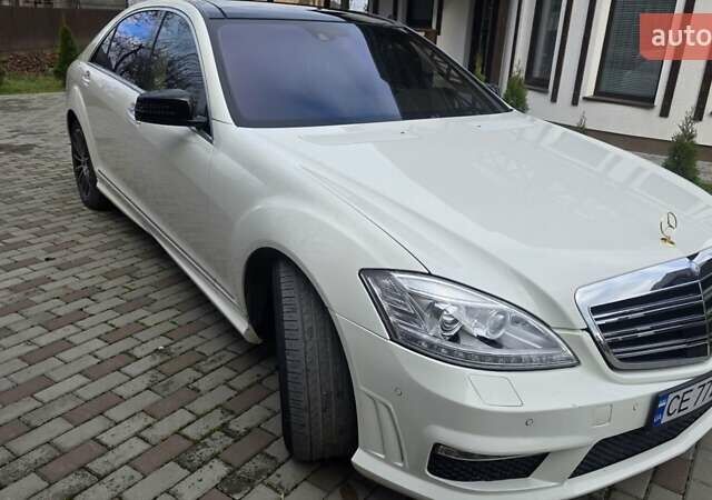 Белый Мерседес С Класс, объемом двигателя 5.5 л и пробегом 197 тыс. км за 15500 $, фото 5 на Automoto.ua