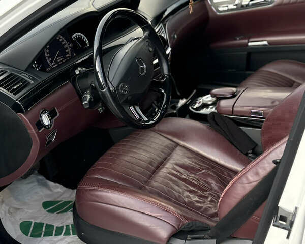 Білий Мерседес С Клас, об'ємом двигуна 5.46 л та пробігом 183 тис. км за 16900 $, фото 38 на Automoto.ua