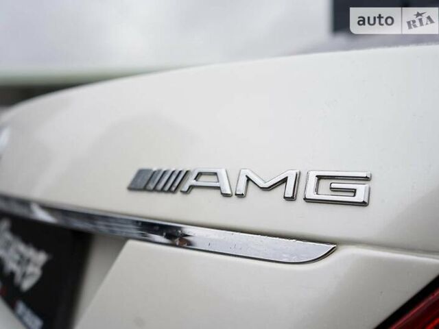 Белый Мерседес С Класс, объемом двигателя 6 л и пробегом 146 тыс. км за 25000 $, фото 16 на Automoto.ua