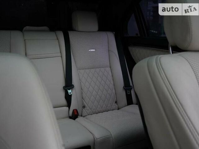 Белый Мерседес С Класс, объемом двигателя 6 л и пробегом 146 тыс. км за 25000 $, фото 43 на Automoto.ua