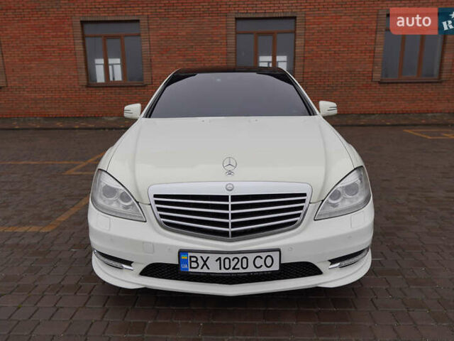 Білий Мерседес С Клас, об'ємом двигуна 5.5 л та пробігом 240 тис. км за 17500 $, фото 7 на Automoto.ua