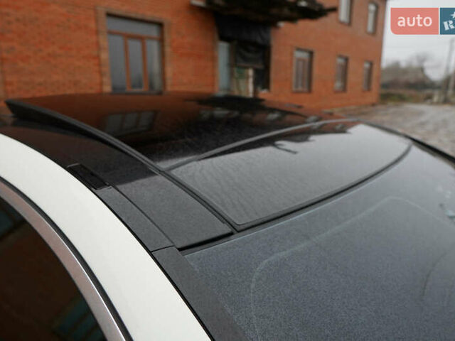 Білий Мерседес С Клас, об'ємом двигуна 5.5 л та пробігом 240 тис. км за 17500 $, фото 39 на Automoto.ua