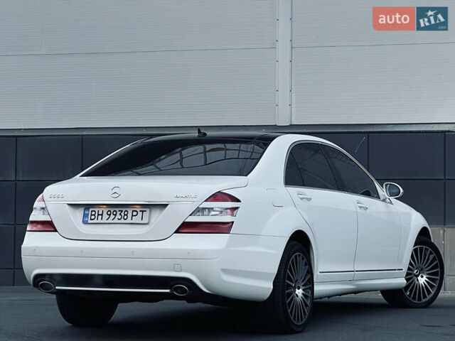 Білий Мерседес С Клас, об'ємом двигуна 5.5 л та пробігом 177 тис. км за 12900 $, фото 16 на Automoto.ua