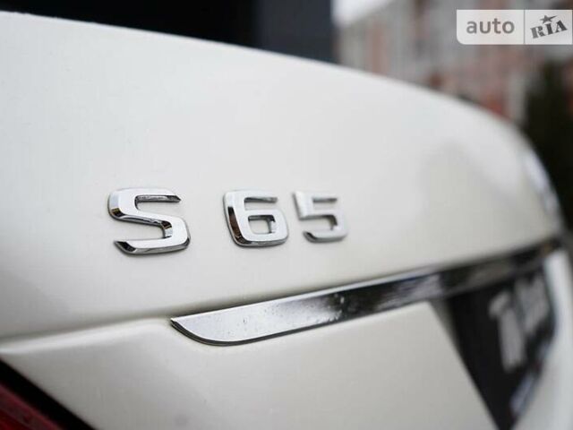 Белый Мерседес С Класс, объемом двигателя 6 л и пробегом 146 тыс. км за 25000 $, фото 15 на Automoto.ua