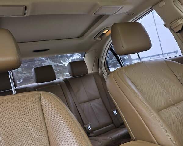 Белый Мерседес С Класс, объемом двигателя 5.5 л и пробегом 180 тыс. км за 13900 $, фото 52 на Automoto.ua