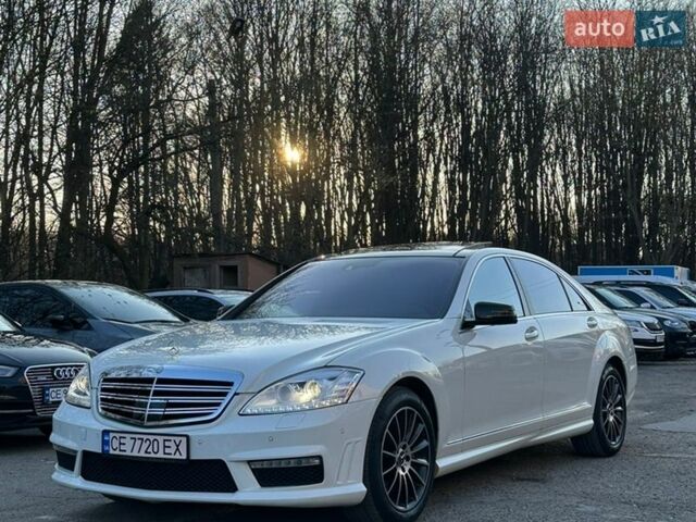 Белый Мерседес С Класс, объемом двигателя 5.5 л и пробегом 195 тыс. км за 12777 $, фото 1 на Automoto.ua