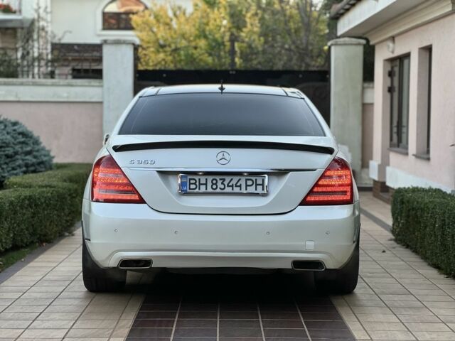 Білий Мерседес С Клас, об'ємом двигуна 3.5 л та пробігом 140 тис. км за 15900 $, фото 9 на Automoto.ua