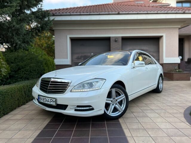 Білий Мерседес С Клас, об'ємом двигуна 3.5 л та пробігом 140 тис. км за 15900 $, фото 4 на Automoto.ua