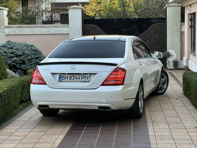 Білий Мерседес С Клас, об'ємом двигуна 3.5 л та пробігом 140 тис. км за 15900 $, фото 12 на Automoto.ua