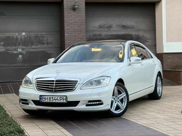 Білий Мерседес С Клас, об'ємом двигуна 3.5 л та пробігом 140 тис. км за 15900 $, фото 2 на Automoto.ua