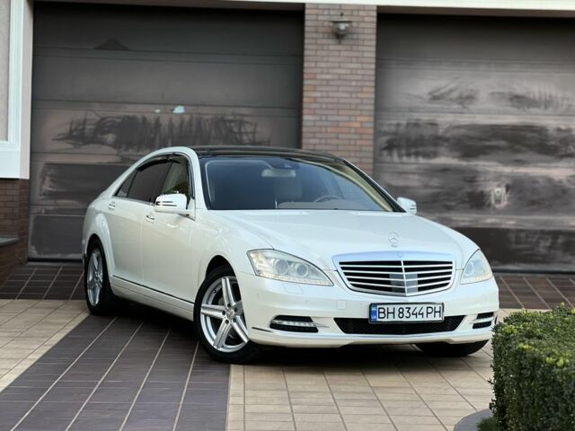 Білий Мерседес С Клас, об'ємом двигуна 3.5 л та пробігом 140 тис. км за 15900 $, фото 5 на Automoto.ua