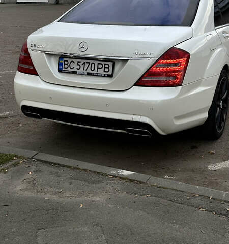 Мерседес С Класс 2010 в Львове на Automoto.ua Белый Мерседес С Класс, объемом двигателя 5.51 л и пробегом 264 тыс. км за 18500 $, фото 16 на Automoto.ua