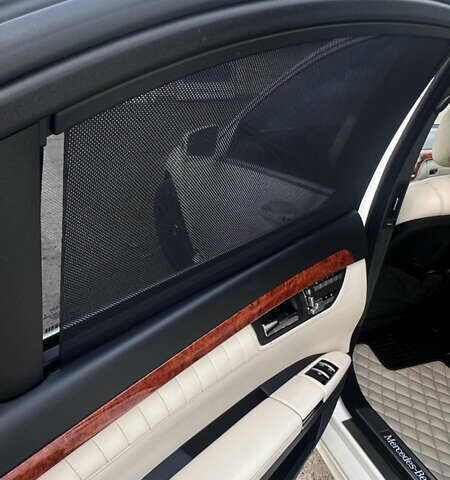 Мерседес С Класс 2010 в Львове на Automoto.ua Белый Мерседес С Класс, объемом двигателя 5.51 л и пробегом 264 тыс. км за 18500 $, фото 33 на Automoto.ua