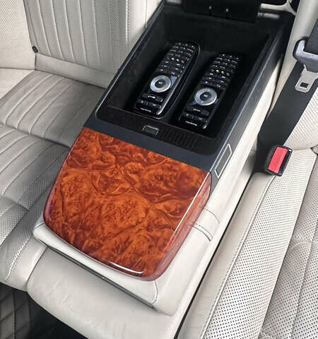 Мерседес С Класс 2010 в Львове на Automoto.ua Белый Мерседес С Класс, объемом двигателя 5.51 л и пробегом 264 тыс. км за 18500 $, фото 40 на Automoto.ua