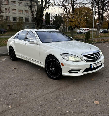 Мерседес С Класс 2010 в Львове на Automoto.ua Белый Мерседес С Класс, объемом двигателя 5.51 л и пробегом 264 тыс. км за 18500 $, фото 6 на Automoto.ua