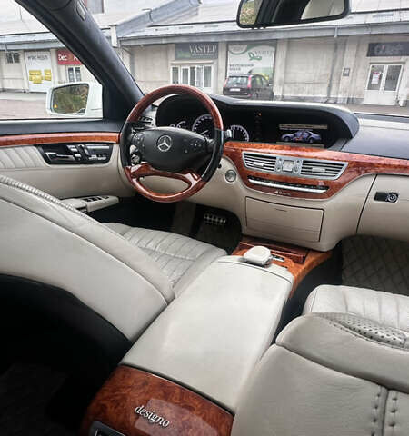 Мерседес С Класс 2010 в Львове на Automoto.ua Белый Мерседес С Класс, объемом двигателя 5.51 л и пробегом 264 тыс. км за 18500 $, фото 49 на Automoto.ua