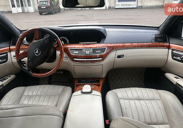 Мерседес С Класс 2010 в Львове на Automoto.ua Белый Мерседес С Класс, объемом двигателя 5.51 л и пробегом 264 тыс. км за 18500 $, фото 48 на Automoto.ua