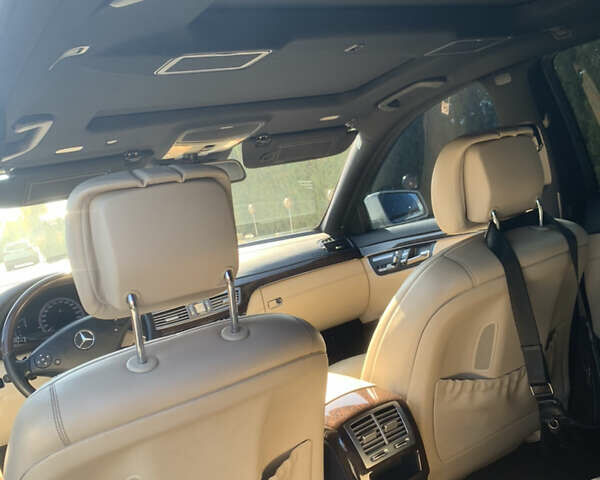 Белый Мерседес С Класс, объемом двигателя 3.2 л и пробегом 273 тыс. км за 19999 $, фото 9 на Automoto.ua