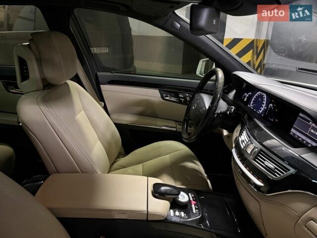 Білий Мерседес С Клас, об'ємом двигуна 1.99 л та пробігом 229 тис. км за 16500 $, фото 34 на Automoto.ua