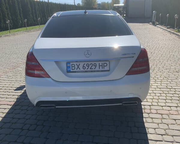 Белый Мерседес С Класс, объемом двигателя 3.2 л и пробегом 273 тыс. км за 19999 $, фото 6 на Automoto.ua