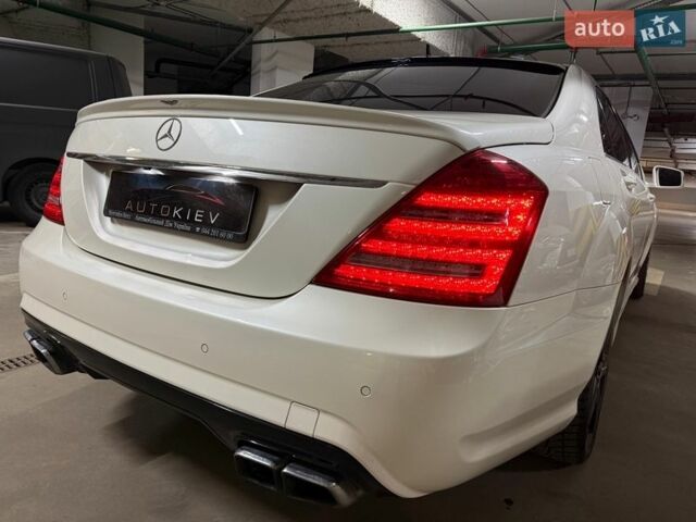 Білий Мерседес С Клас, об'ємом двигуна 1.99 л та пробігом 229 тис. км за 16500 $, фото 16 на Automoto.ua