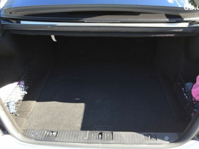 Белый Мерседес С Класс, объемом двигателя 4.7 л и пробегом 227 тыс. км за 16500 $, фото 9 на Automoto.ua