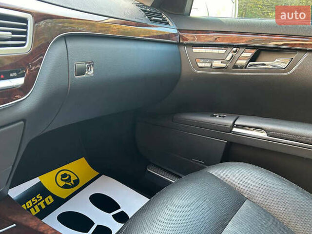 Білий Мерседес С Клас, об'ємом двигуна 2.99 л та пробігом 291 тис. км за 19000 $, фото 11 на Automoto.ua