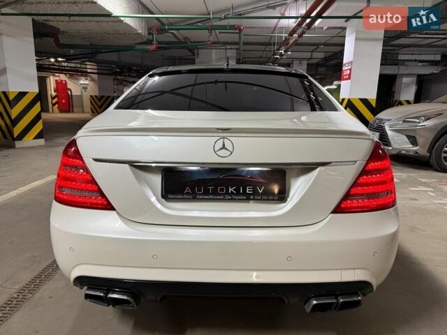 Білий Мерседес С Клас, об'ємом двигуна 1.99 л та пробігом 229 тис. км за 16500 $, фото 15 на Automoto.ua