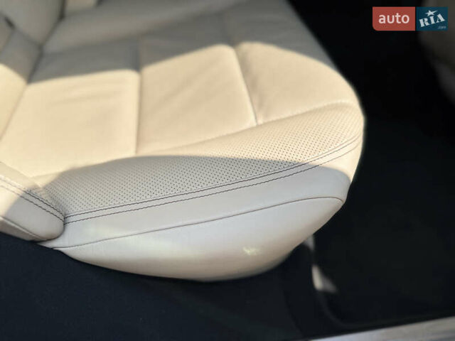 Белый Мерседес С Класс, объемом двигателя 4.66 л и пробегом 209 тыс. км за 19800 $, фото 36 на Automoto.ua