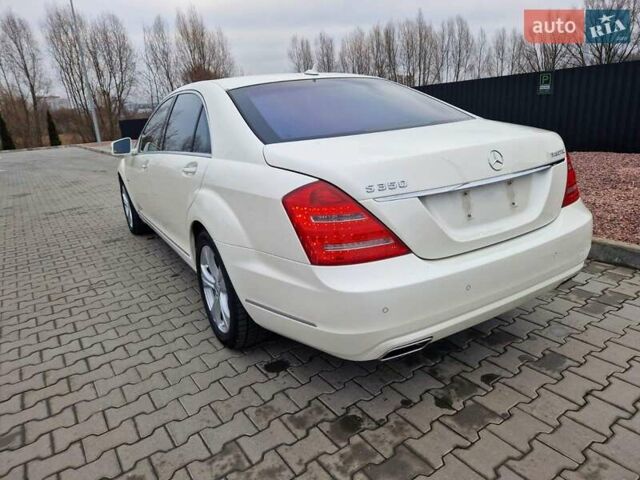 Белый Мерседес С Класс, объемом двигателя 3 л и пробегом 267 тыс. км за 21500 $, фото 15 на Automoto.ua