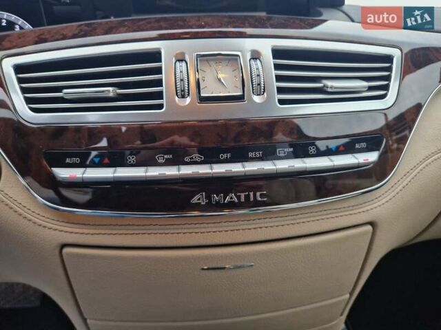 Белый Мерседес С Класс, объемом двигателя 3 л и пробегом 267 тыс. км за 21500 $, фото 16 на Automoto.ua