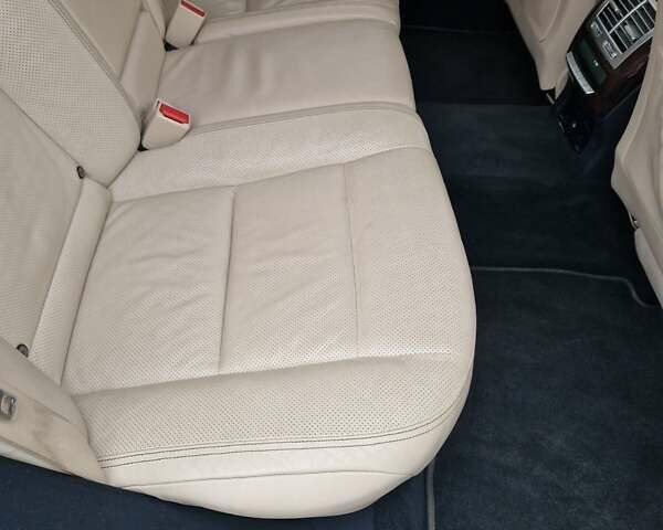 Белый Мерседес С Класс, объемом двигателя 3 л и пробегом 267 тыс. км за 21500 $, фото 6 на Automoto.ua