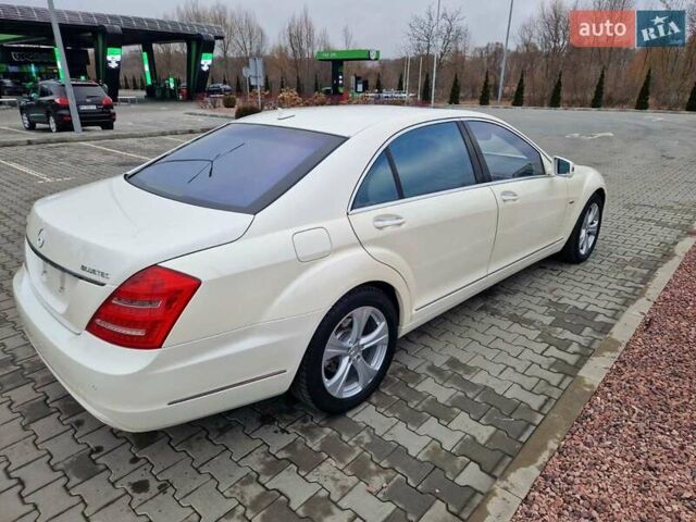 Белый Мерседес С Класс, объемом двигателя 3 л и пробегом 267 тыс. км за 21500 $, фото 10 на Automoto.ua