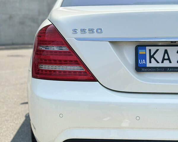 Белый Мерседес С Класс, объемом двигателя 4.66 л и пробегом 209 тыс. км за 19800 $, фото 23 на Automoto.ua