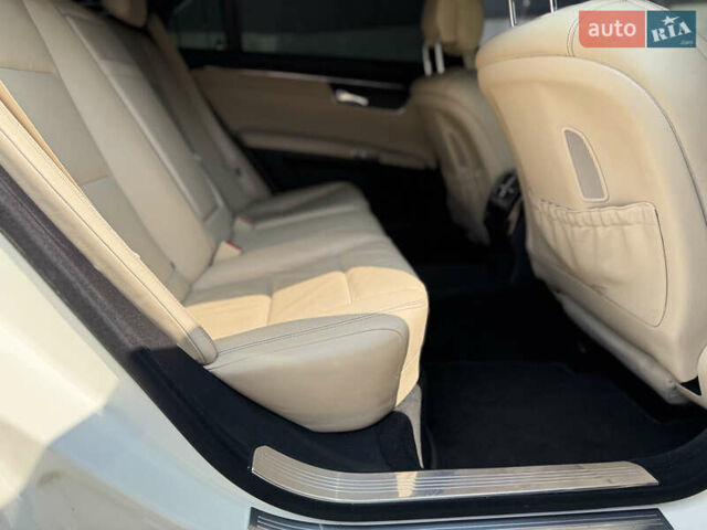 Белый Мерседес С Класс, объемом двигателя 4.66 л и пробегом 209 тыс. км за 19800 $, фото 35 на Automoto.ua