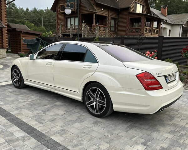 Мерседес С Класс 2013 в Львове на Automoto.ua Белый Мерседес С Класс, объемом двигателя 4.66 л и пробегом 221 тыс. км за 25000 $, фото 1 на Automoto.ua
