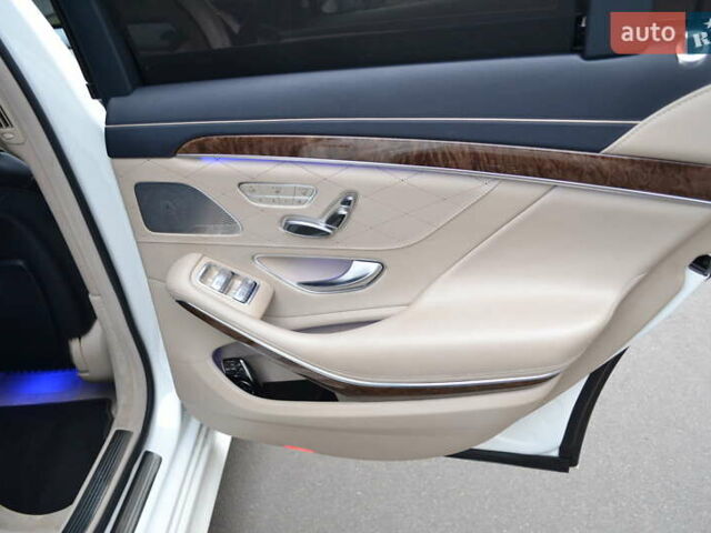 Белый Мерседес С Класс, объемом двигателя 4.66 л и пробегом 123 тыс. км за 28900 $, фото 42 на Automoto.ua